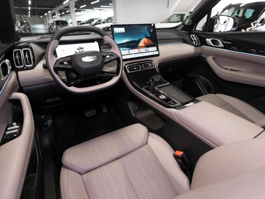 Geely Atlas II Москва  - изображение 7