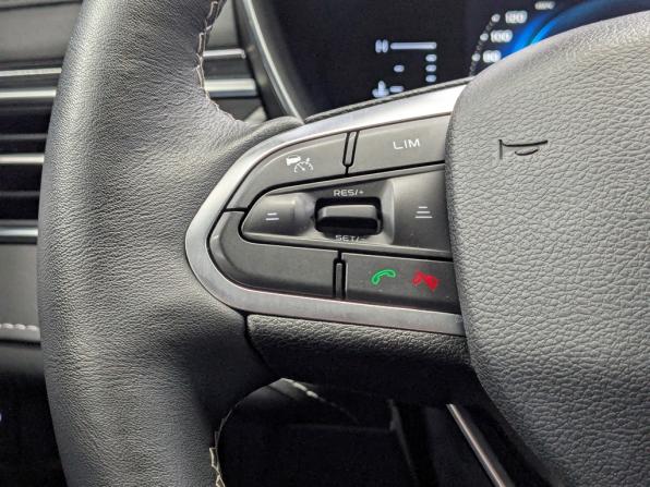 Geely Atlas Pro с пробегом 2022 года, цена 2 000 000 рублей, 40996 км, внедорожник, Автокод Объявления