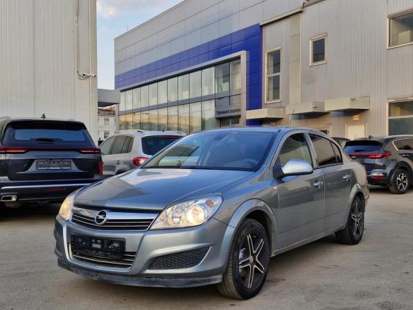 Opel Astra H Рестайлинг с пробегом 2014 года, цена 579 000 рублей, 233818 км, седан, Автокод Объявления