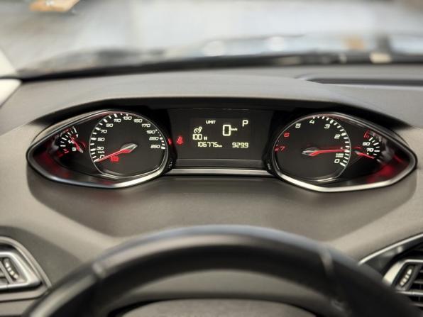 Peugeot 308 II Рестайлинг с пробегом 2018 года, цена 1 190 000 рублей, 106775 км, хэтчбек, Автокод Объявления