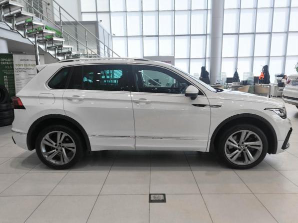 Volkswagen Tiguan II Рестайлинг с пробегом 2021 года, цена 3 720 000 рублей, 106360 км, внедорожник, Автокод Объявления