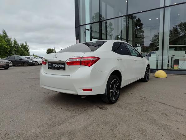 Toyota Corolla XI (E160 E170 E180) Рестайлинг 1 с пробегом 2016 года, цена 1 599 800 рублей, 78000 км, седан, Автокод Объявления