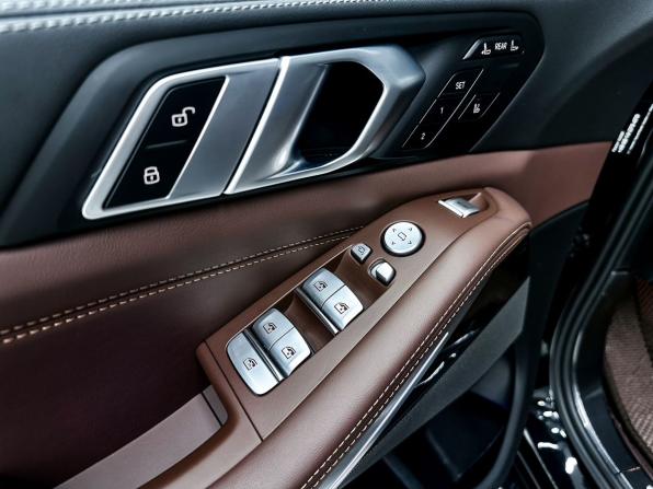 BMW X7 I (G07) Рестайлинг с пробегом 2025 года, цена 13 500 000 рублей, 19299 км, внедорожник, Автокод Объявления