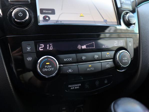 Nissan Qashqai II с пробегом 2016 года, цена 1 610 000 рублей, 111927 км, внедорожник, Автокод Объявления