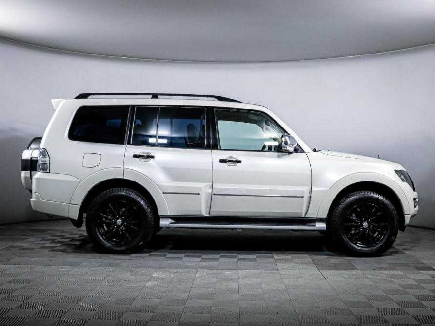 Mitsubishi Pajero IV Рестайлинг 2 Москва  - изображение 4