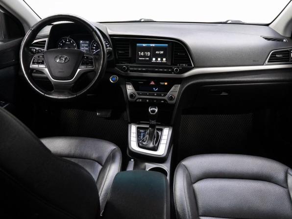 Hyundai Avante VI с пробегом 2016 года, цена 1 250 000 рублей, 179760 км, седан, Автокод Объявления