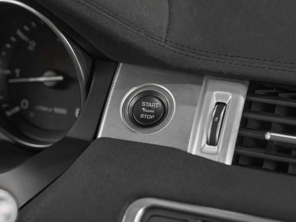 Land Rover Range Rover Evoque I с пробегом 2013 года, цена 1 749 000 рублей, 163300 км, внедорожник, Автокод Объявления