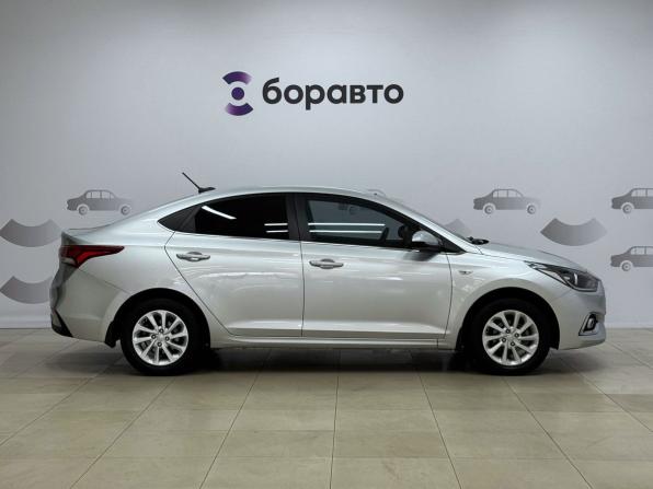 Hyundai Solaris II с пробегом 2018 года, цена 1 450 000 рублей, 105149 км, седан, Автокод Объявления