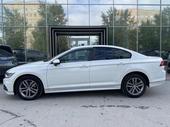 Volkswagen Passat B8 с пробегом 2018 года, цена 1 899 000 рублей, 206018 км, седан, Автокод Объявления