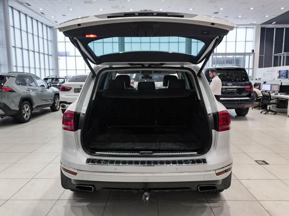 Volkswagen Touareg II Рестайлинг с пробегом 2016 года, цена 2 850 000 рублей, 172005 км, внедорожник, Автокод Объявления