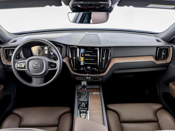 Volvo XC60 II с пробегом 2020 года, цена 4 300 000 рублей, 46592 км, внедорожник, Автокод Объявления