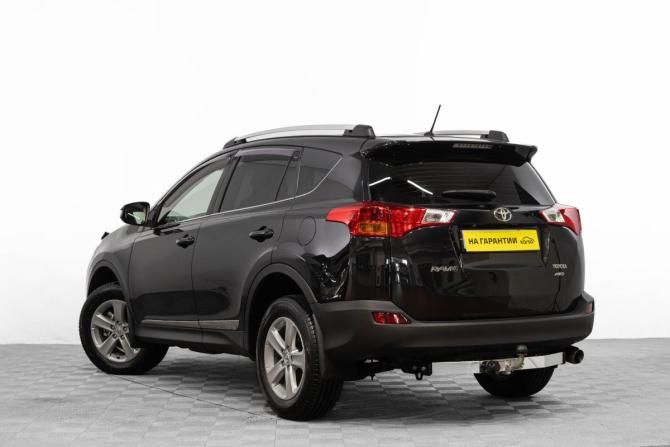 Toyota RAV4 IV (XA40) с пробегом 2013 года, цена 1 999 000 рублей, 200000 км, внедорожник, Автокод Объявления