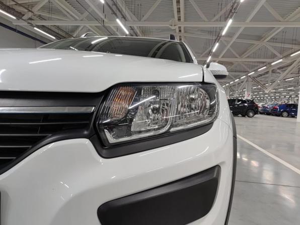 Renault Sandero II с пробегом 2018 года, цена 1 229 999 рублей, 92137 км, хэтчбек, Автокод Объявления