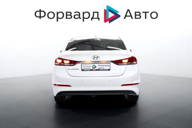 Hyundai Elantra VI (AD) с пробегом 2018 года, цена 1 599 000 рублей, 83700 км, седан, Автокод Объявления