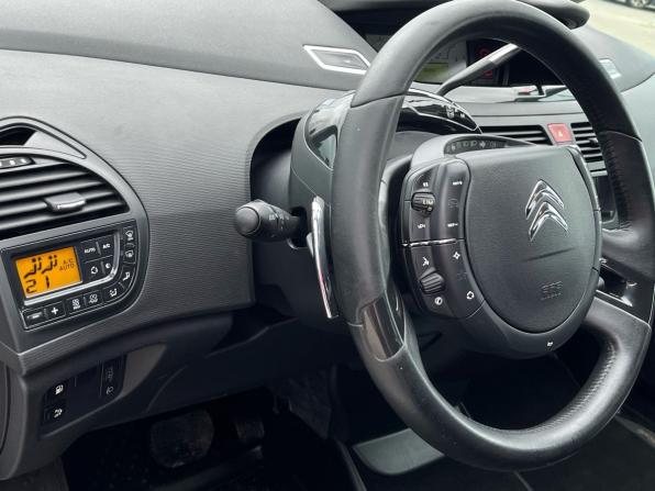 Citroen C4 Picasso I с пробегом 2012 года, цена 670 000 рублей, 159204 км, компактвэн, Автокод Объявления