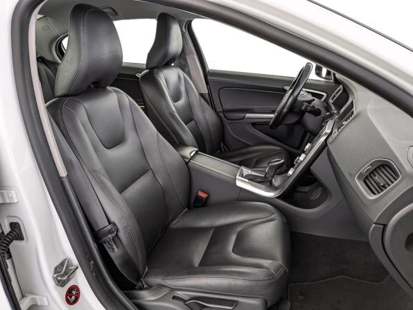 Volvo S60 Cross Country с пробегом 2018 года, цена 2 480 000 рублей, 138585 км, седан, Автокод Объявления