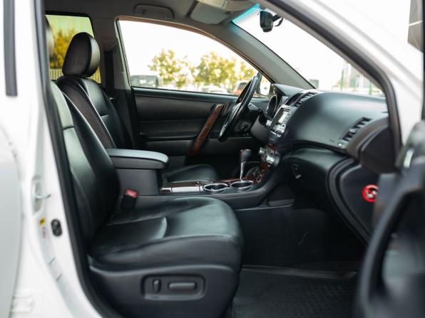 Toyota Highlander II (XU40) Рестайлинг с пробегом 2011 года, цена 1 770 000 рублей, 265155 км, внедорожник, Автокод Объявления