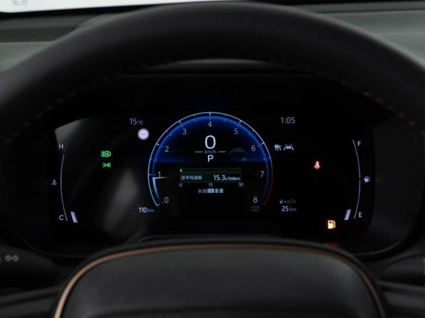 Toyota Corolla Cross I Рестайлинг с пробегом 2025 года, цена 3 896 900 рублей, 110 км, внедорожник, Автокод Объявления