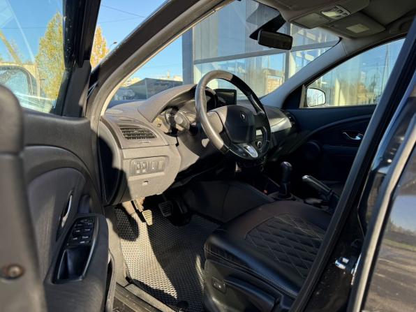 Renault Fluence I с пробегом 2010 года, цена 551 000 рублей, 222369 км, седан, Автокод Объявления