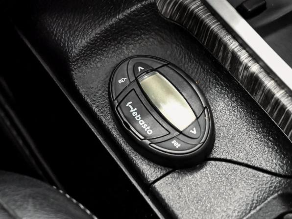 Toyota Land Cruiser 200 Series Рестайлинг 1 с пробегом 2014 года, цена 3 860 000 рублей, 283888 км, внедорожник, Автокод Объявления
