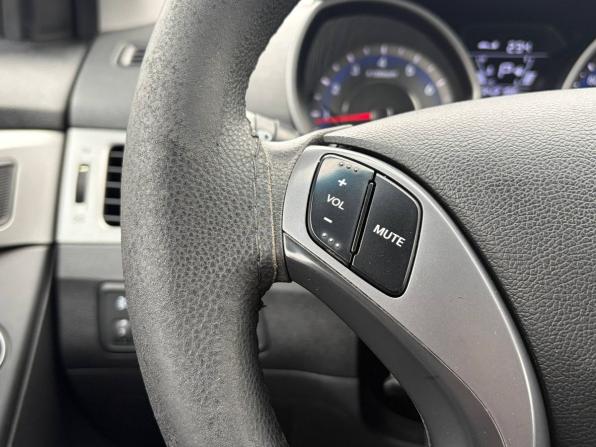 Hyundai Elantra V (MD) Рестайлинг с пробегом 2015 года, цена 775 000 рублей, 342000 км, седан, Автокод Объявления