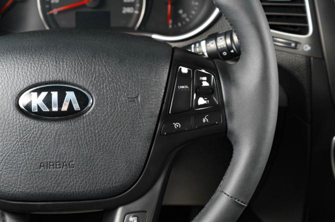 Kia Sorento II Рестайлинг с пробегом 2014 года, цена 1 749 000 рублей, 165516 км, внедорожник, Автокод Объявления