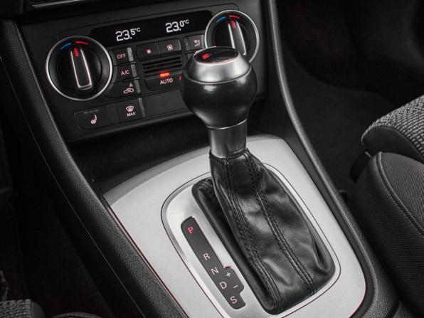 Audi Q3 I (8U) Рестайлинг с пробегом 2016 года, цена 1 915 000 рублей, 117893 км, внедорожник, Автокод Объявления