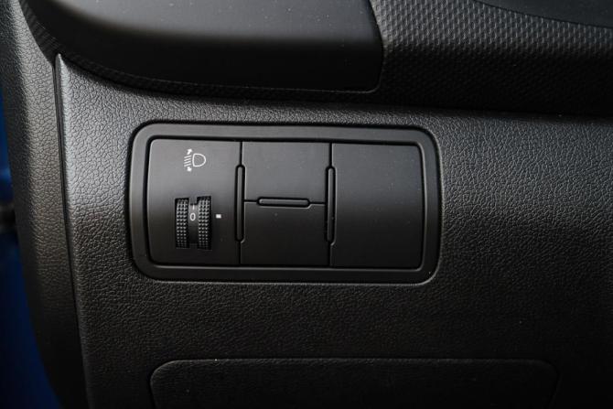 Hyundai Solaris I с пробегом 2013 года, цена 800 000 рублей, 107313 км, седан, Автокод Объявления