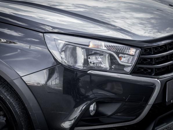 Lada (ВАЗ) Vesta I с пробегом 2018 года, цена 999 000 рублей, 124462 км, универсал, Автокод Объявления