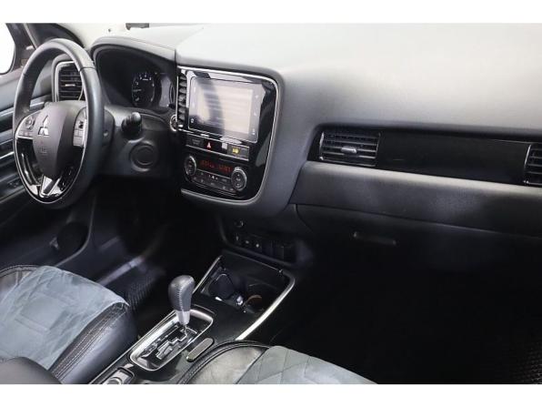 Mitsubishi Outlander III Рестайлинг 3 с пробегом 2019 года, цена 2 128 000 рублей, 69446 км, внедорожник, Автокод Объявления
