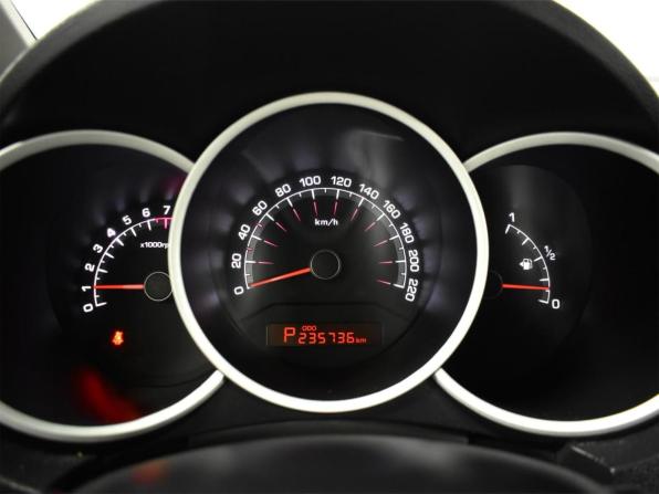 Kia Venga I с пробегом 2013 года, цена 739 900 рублей, 235736 км, компактвэн, Автокод Объявления