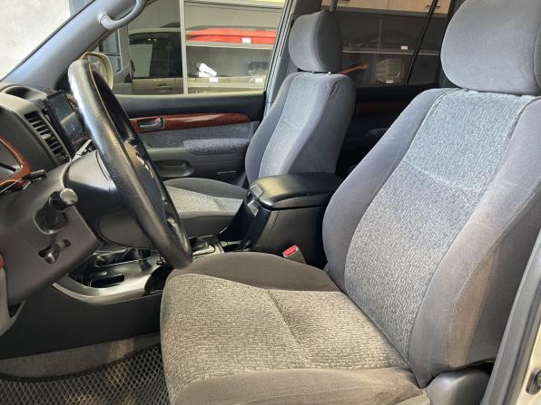 Toyota Land Cruiser Prado 120 Series Рестайлинг с пробегом 2008 года, цена 1 830 000 рублей, 227000 км, внедорожник, Автокод Объявления