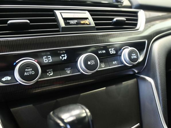 Honda Accord X Рестайлинг с пробегом 2022 года, цена 2 799 900 рублей, 110000 км, седан, Автокод Объявления