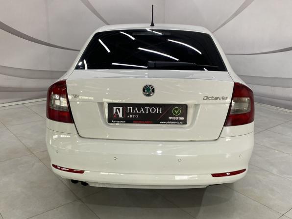 Skoda Octavia II (A5) Рестайлинг с пробегом 2011 года, цена 645 000 рублей, 164500 км, лифтбек, Автокод Объявления