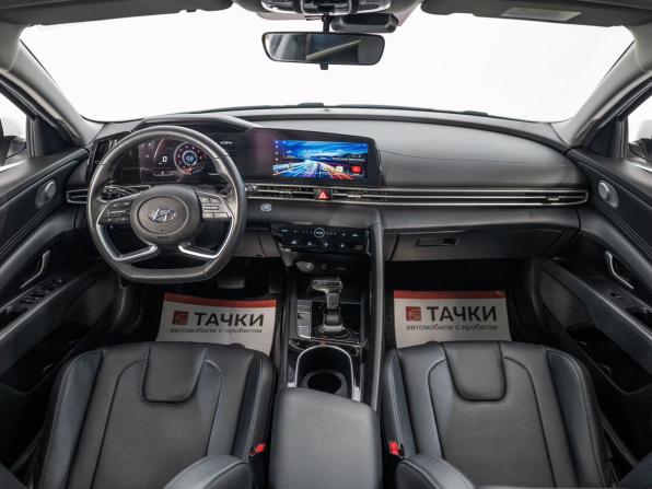 Hyundai Elantra VII (CN7) с пробегом 2021 года, цена 1 800 000 рублей, 46584 км, седан, Автокод Объявления
