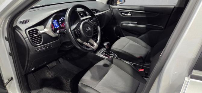 Kia Rio IV Рестайлинг с пробегом 2020 года, цена 1 600 000 рублей, 38239 км, седан, Автокод Объявления