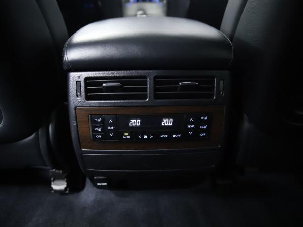 Toyota Land Cruiser 200 Series Рестайлинг 2 с пробегом 2016 года, цена 7 190 000 рублей, 178600 км, внедорожник, Автокод Объявления