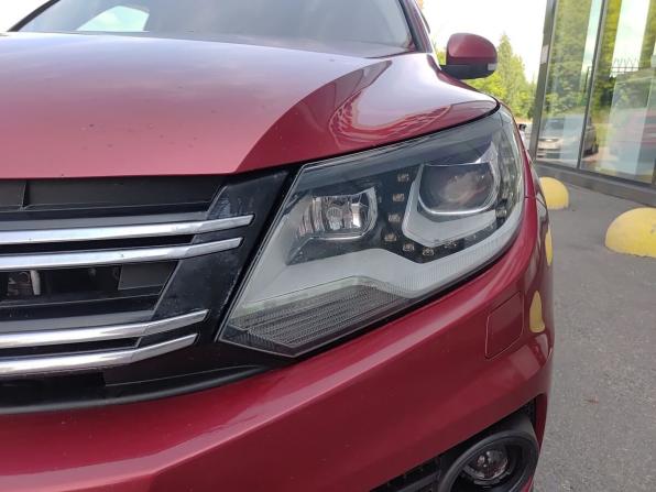 Volkswagen Tiguan I Рестайлинг с пробегом 2012 года, цена 877 000 рублей, 273186 км, внедорожник, Автокод Объявления