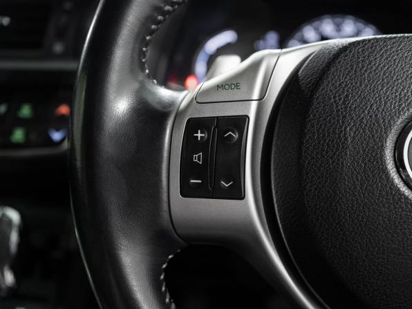 Lexus CT I с пробегом 2011 года, цена 1 300 000 рублей, 186518 км, хэтчбек, Автокод Объявления
