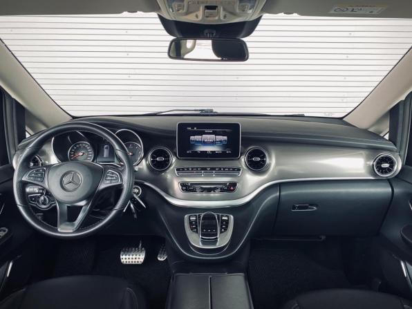 Mercedes-Benz V-Класс III (W447) Рестайлинг с пробегом 2019 года, цена 5 490 000 рублей, 77977 км, минивэн, Автокод Объявления