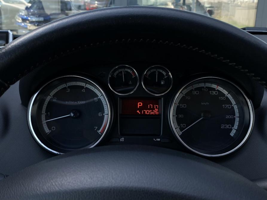 Peugeot 408 I Москва  - изображение 21