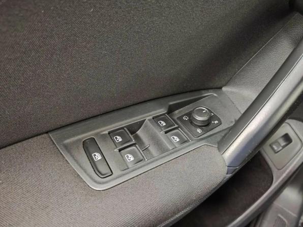 Volkswagen Tiguan II с пробегом 2018 года, цена 2 589 893 рубля, 184784 км, внедорожник, Автокод Объявления