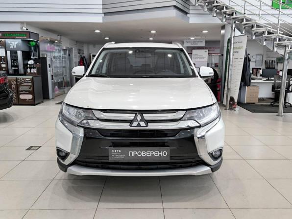 Mitsubishi Outlander III Рестайлинг 2 с пробегом 2015 года, цена 1 650 000 рублей, 232983 км, внедорожник, Автокод Объявления