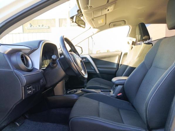 Toyota RAV4 IV (XA40) Рестайлинг с пробегом 2015 года, цена 2 117 000 рублей, 179585 км, внедорожник, Автокод Объявления