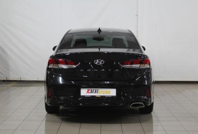Hyundai Sonata VII (LF) Рестайлинг с пробегом 2017 года, цена 1 450 000 рублей, 141334 км, седан, Автокод Объявления