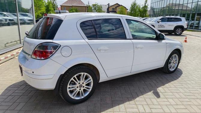 Opel Astra H Рестайлинг с пробегом 2012 года, цена 729 900 рублей, 132807 км, хэтчбек, Автокод Объявления