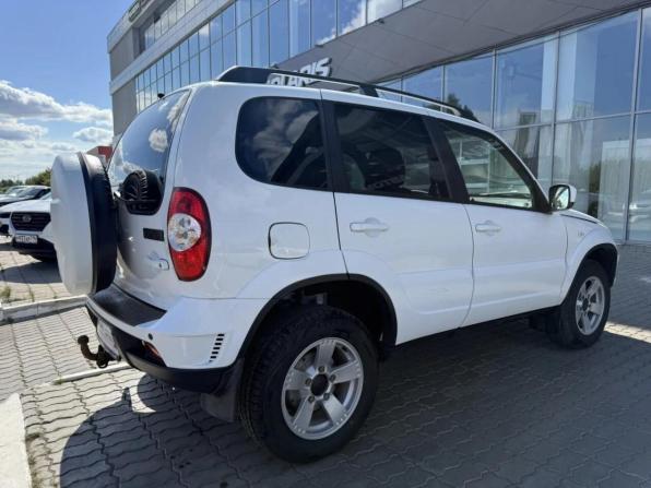 Chevrolet Niva I Рестайлинг с пробегом 2019 года, цена 848 000 рублей, 103351 км, внедорожник, Автокод Объявления