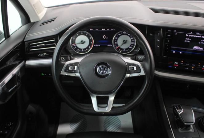 Volkswagen Touareg III с пробегом 2020 года, цена 5 430 000 рублей, 43029 км, внедорожник, Автокод Объявления