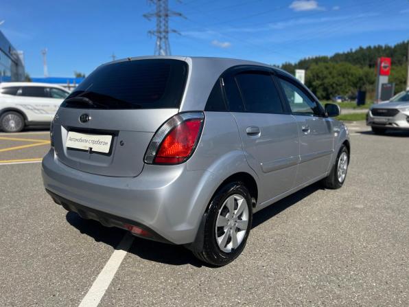 Kia Rio II Рестайлинг с пробегом 2011 года, цена 525 000 рублей, 202343 км, хэтчбек, Автокод Объявления