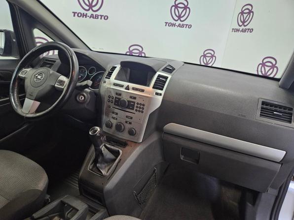 Opel Zafira B Рестайлинг с пробегом 2012 года, цена 634 000 рублей, 300927 км, минивэн, Автокод Объявления